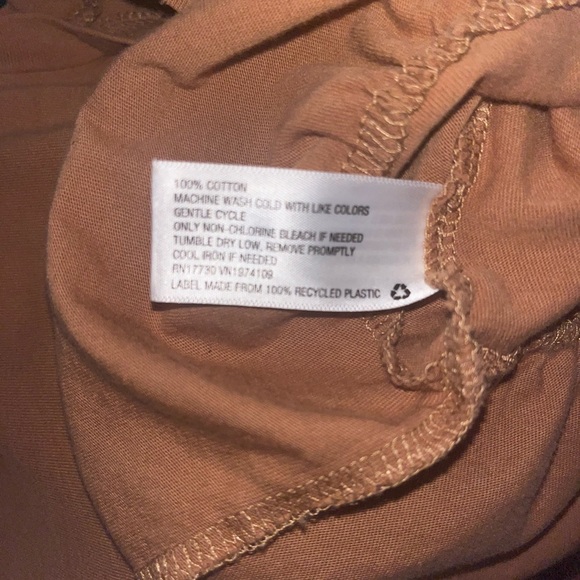 Wild fable Brown crop top Women’s size Small 100% Cotton - Picture 7 of 7